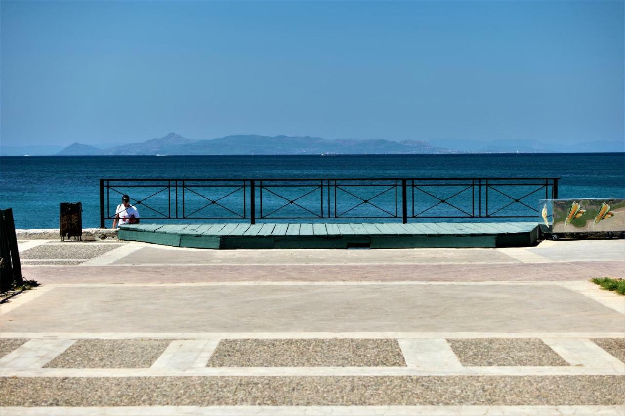 Zefyros Super Cool Apartments Next To Alimos Riviera Athens Exterior photo